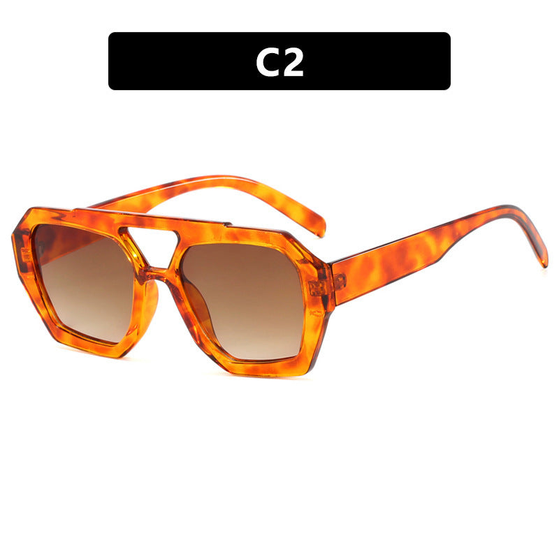 Lunettes de soleil carrées vintage