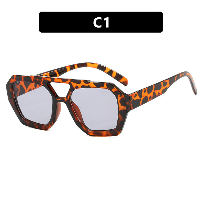 Lunettes de soleil carrées vintage