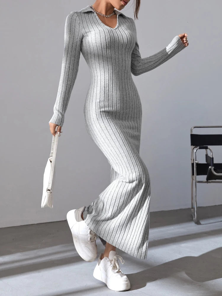 Robe de Bureau Slim Fit avec Décolleté en V
